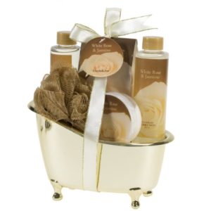 Treat yourself to an at-home spa day | Image courtesy Amazon seller Freida Joe