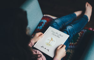 reading with mom
