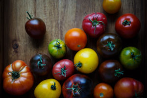 summer tomatoes make jam as a gift