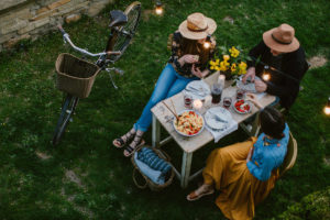 invite your friends to stay in touch