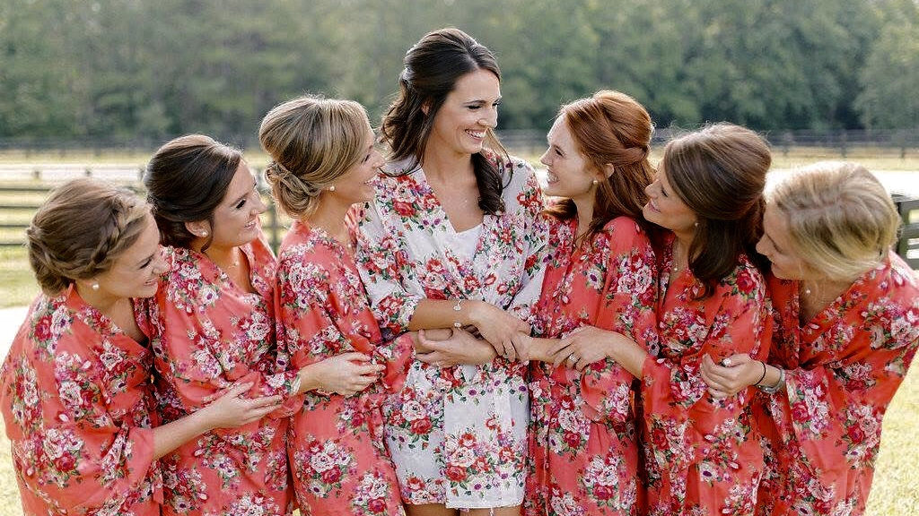 budget friendly matching bridesmaid gift ideas