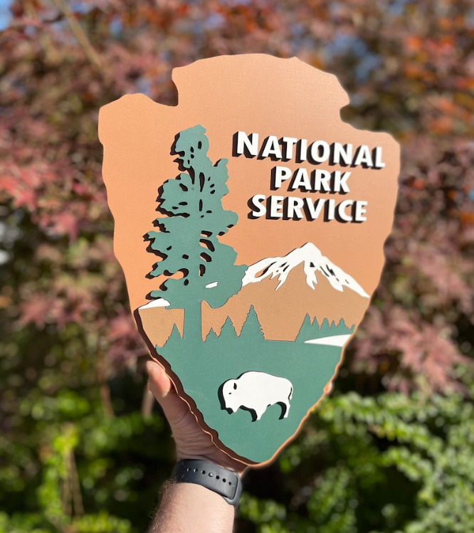 National Park Service arrowhead sign