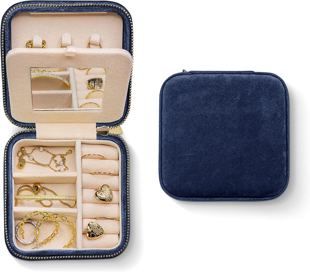 Plush velvet travel jewelry box from Oprah's Favorite Things 2022