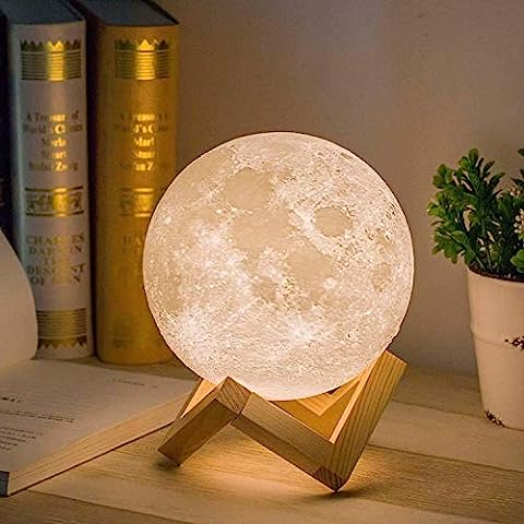 Moon lamp makes a great Cancer zodiac gift 